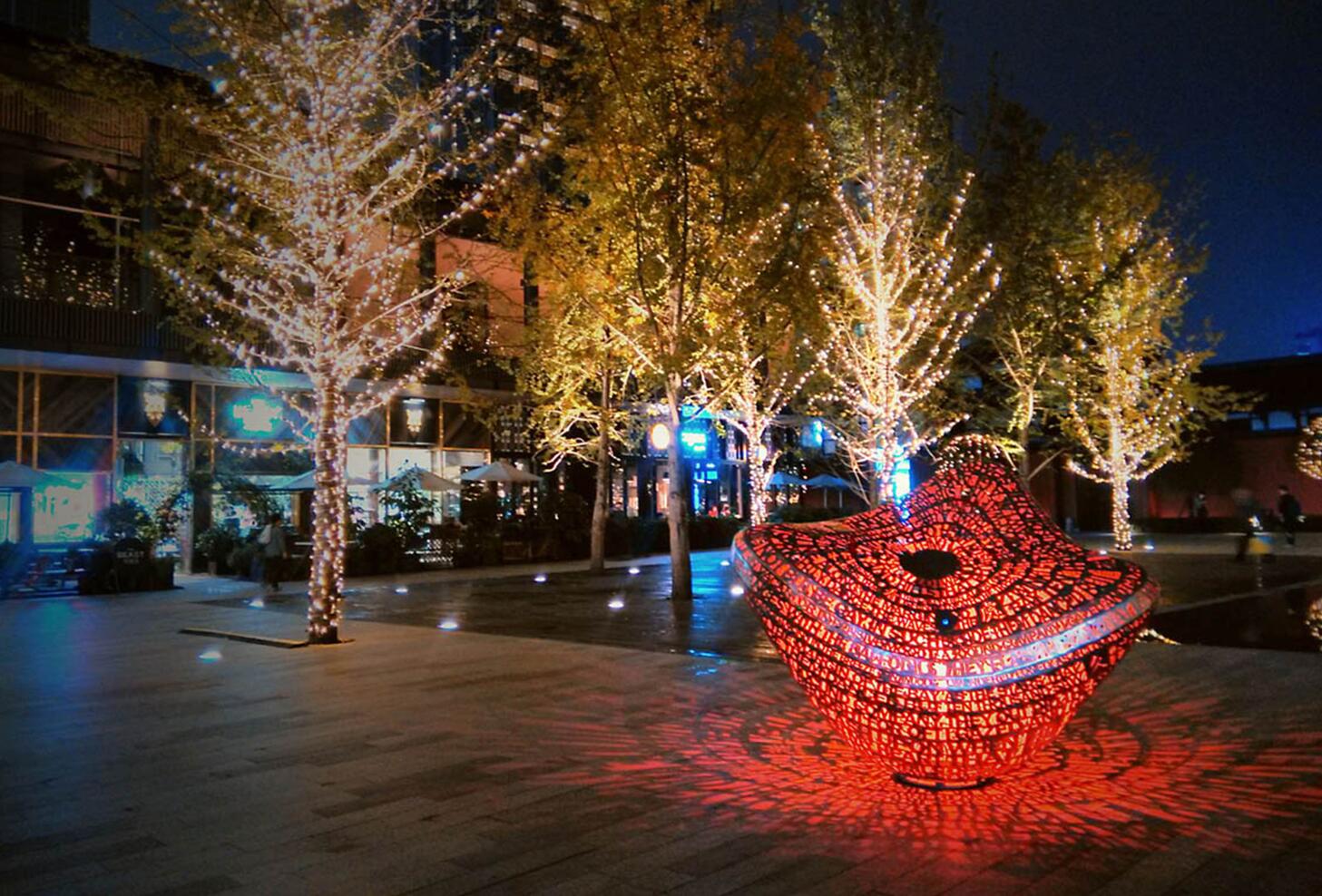 镂空装置夜景雕塑